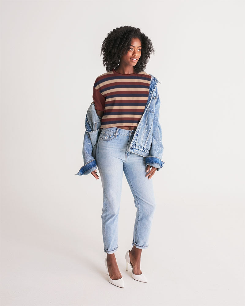 ADVENTURE Ladies Lounge Cropped Tee